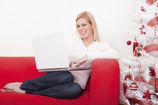 Si vives fuera conéctate por videoconferencia para ver a tus familiares y amigos en Navidad