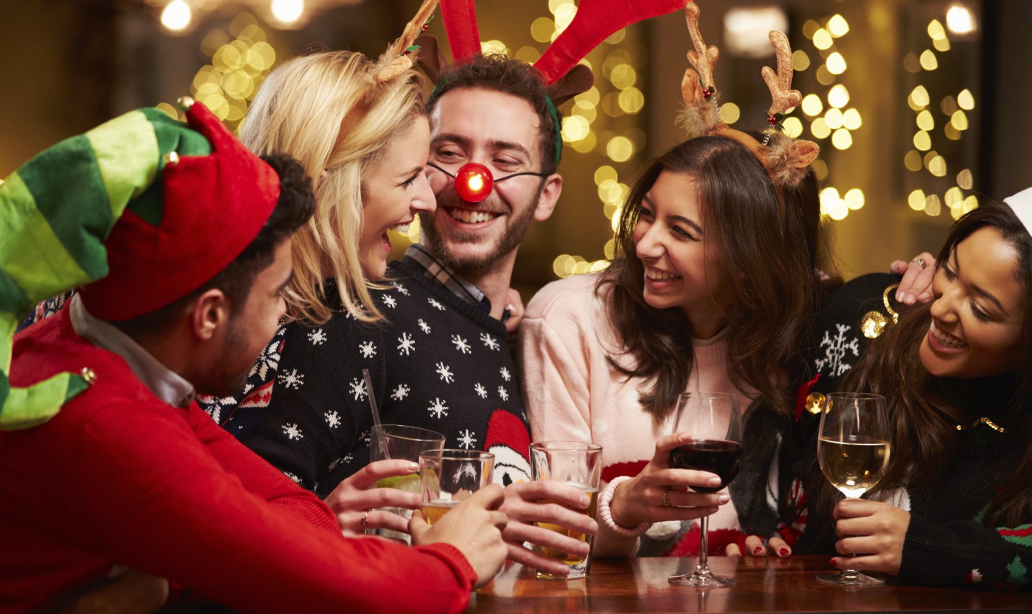 Navidad con amigos: 5 planes para divertirse