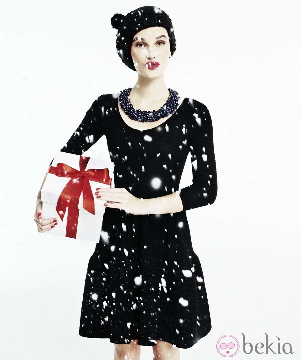 Vestido negro de Blanco para esta Navidad 2011