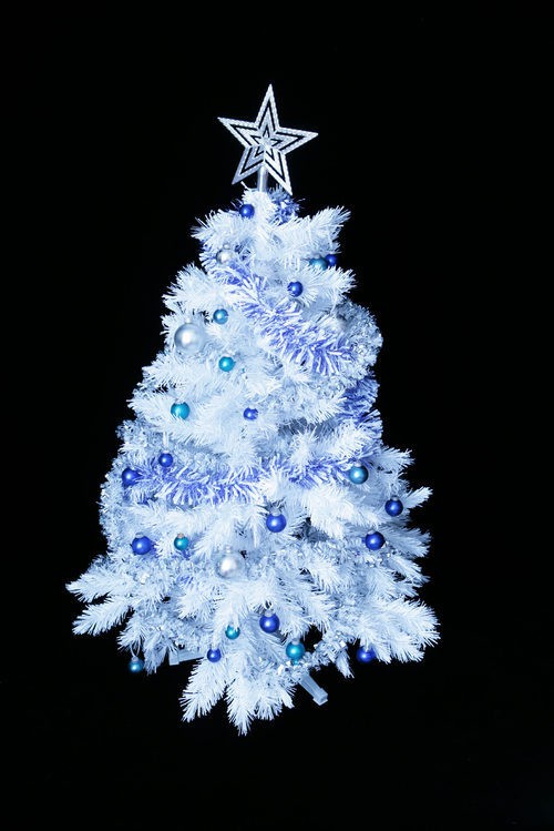 En segundo lugar Colonos materno Árbol de Navidad blanco sorprende con una decoración en azul - Árboles de  Navidad: ideas de decoración - Foto en Bekia Navidad